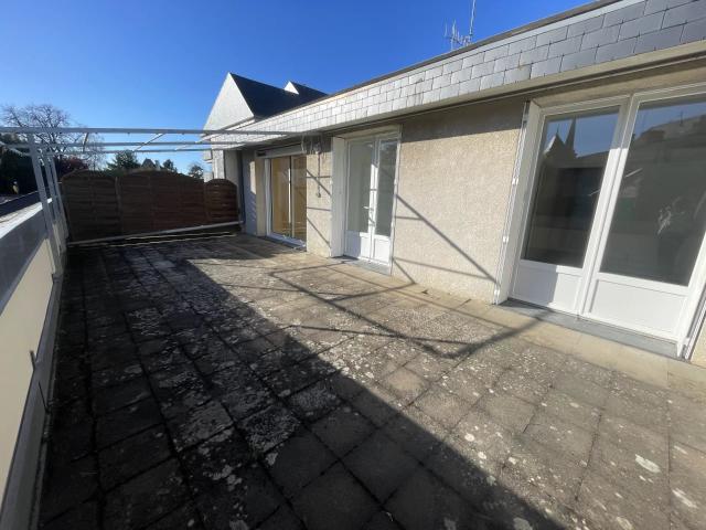 Appartement avec terrasse au centre de LOUDUN