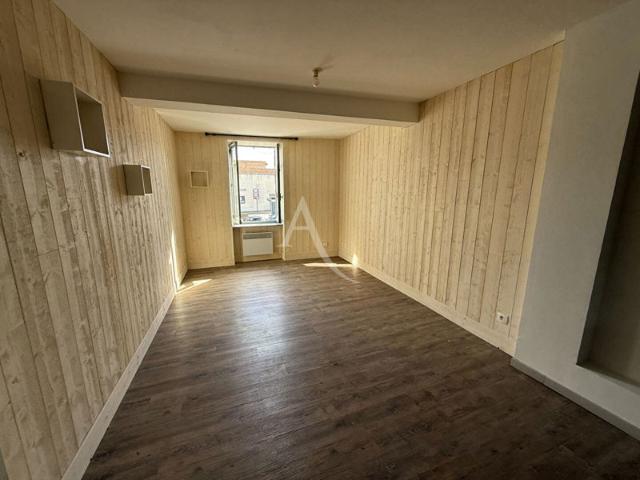 APPARTEMENT AVEC TERRASSE A CARCASSONNE