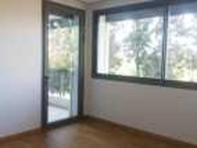 Appartement avec terrasse à louer aux Orangeraie