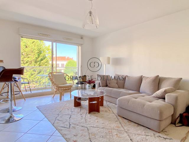 Appartement avec terrasse, ascenseur et garage CROIX BLANCHE