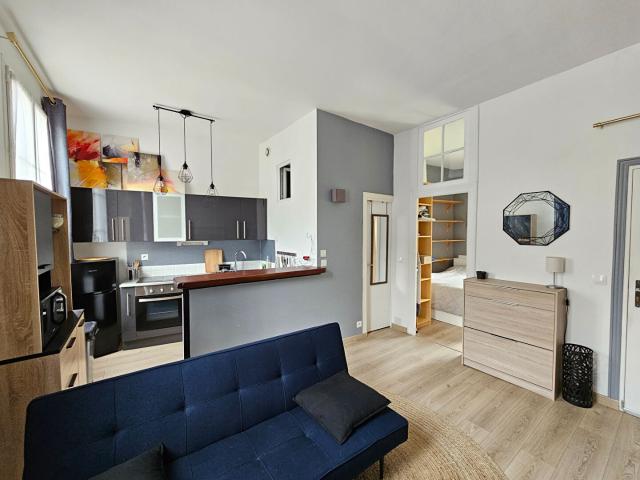 Appartement avec terrasse, Compiegne 2 pièce s 32.33 m2