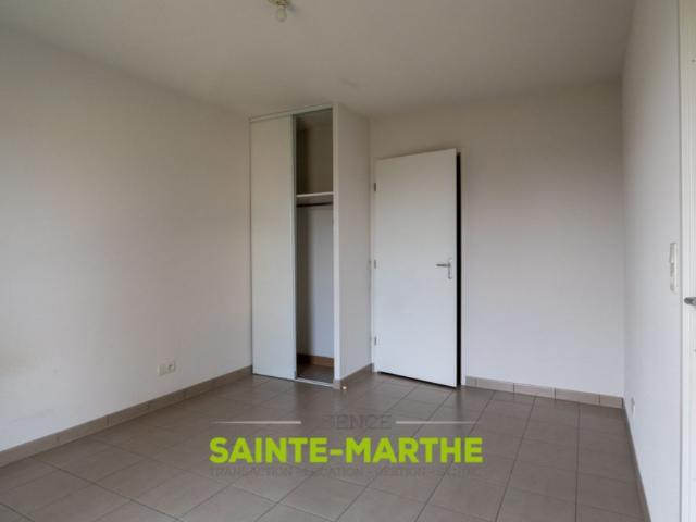 Appartement avec terrasse et parking