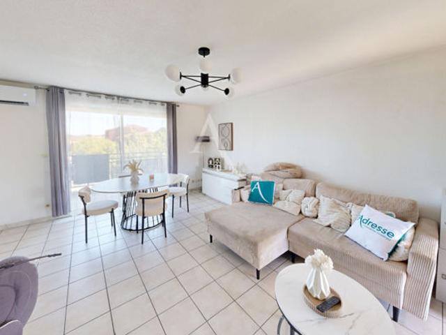 Appartement avec terrasse et parking vendu loué