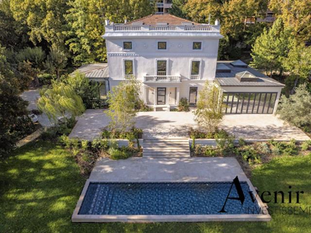 Appartement avec terrasse et piscine