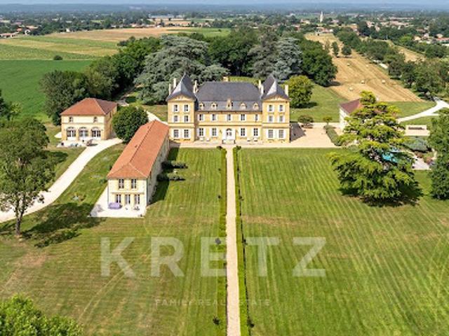 Appartement avec terrasse et piscine