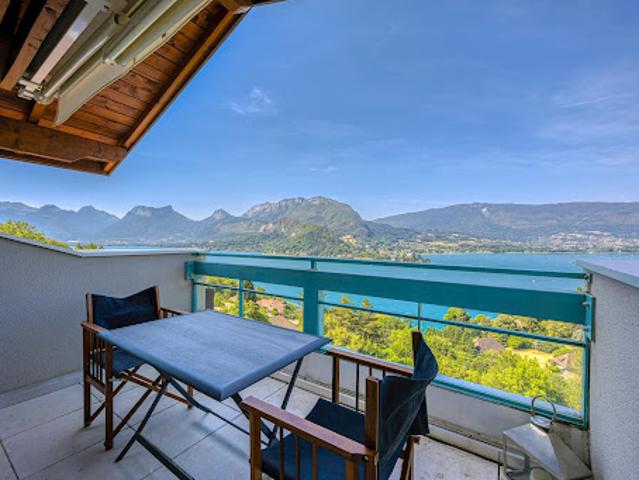 Appartement avec terrasse et piscine