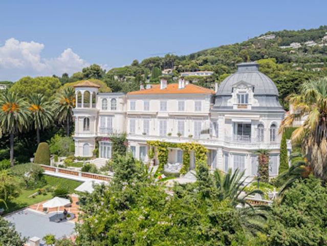 Appartement avec terrasse et piscine