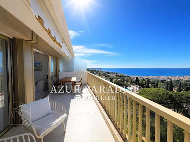 Appartement avec terrasse et piscine