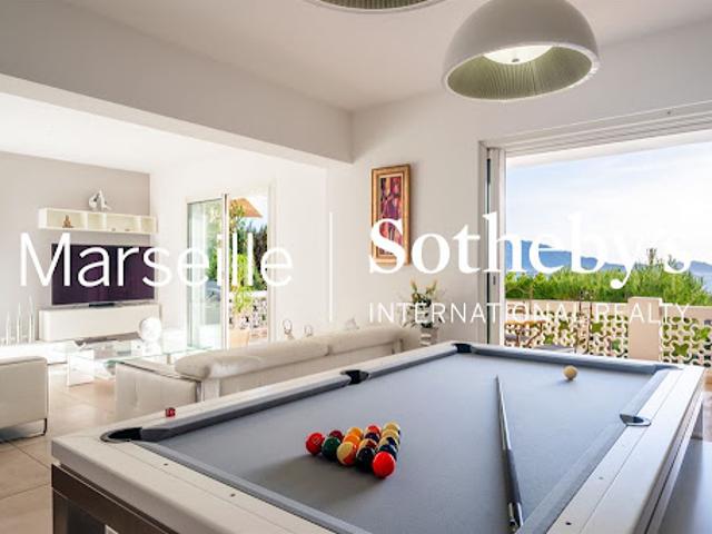 Appartement avec terrasse et piscine