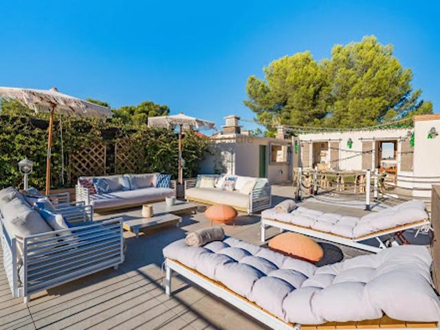 Appartement avec terrasse et piscine