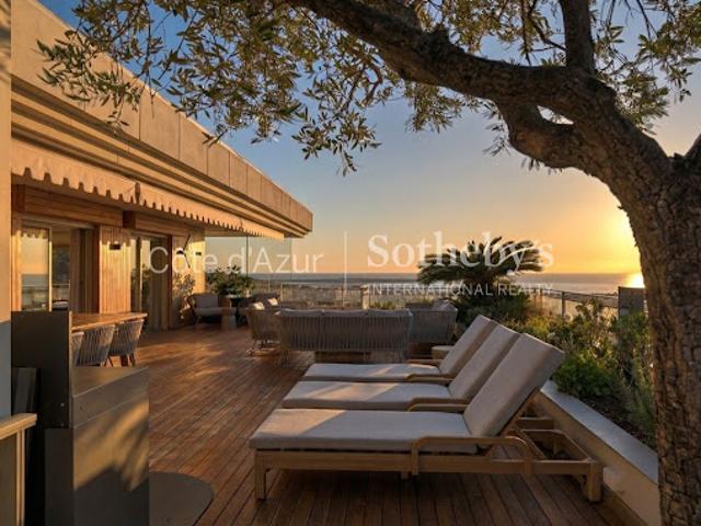 Appartement avec terrasse et piscine