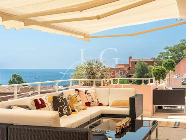 Appartement avec terrasse et piscine