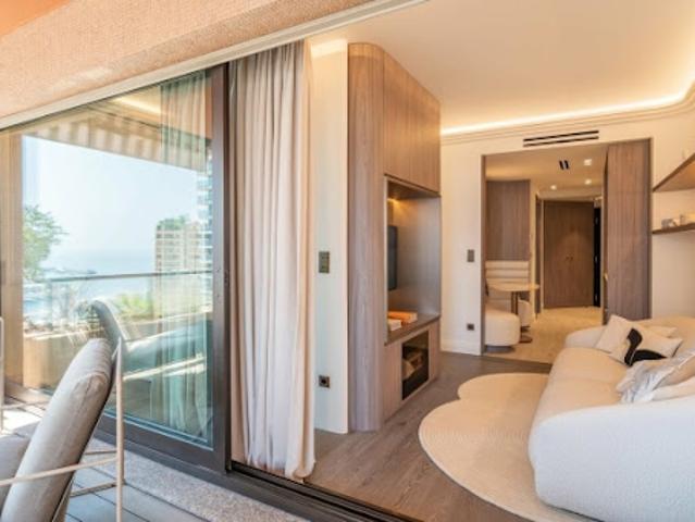 Appartement avec terrasse et piscine