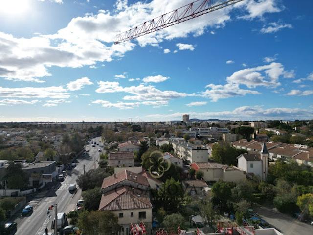 Appartement avec terrasse et piscine