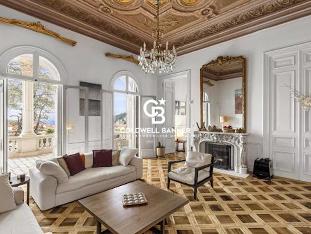 Appartement avec terrasse et piscine