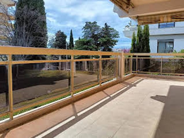 Appartement avec Terrasse et Piscine