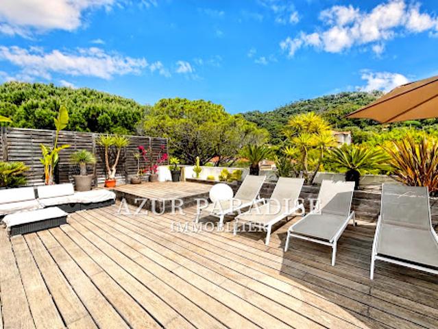 Appartement avec terrasse et piscine