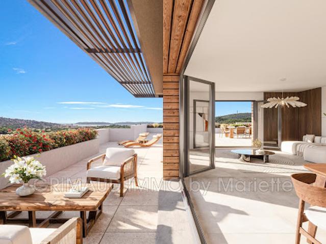 Appartement avec terrasse et piscine