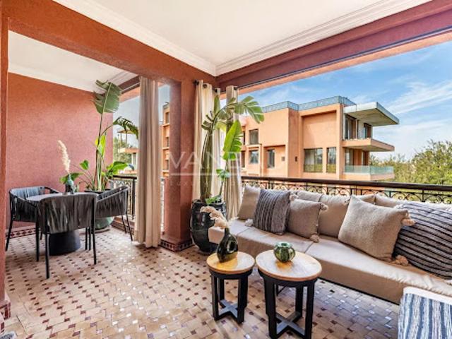 Appartement avec terrasse et piscine