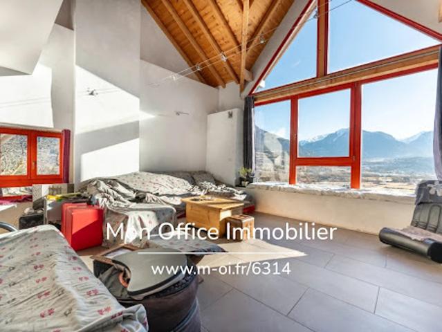 Appartement avec terrasse et piscine
