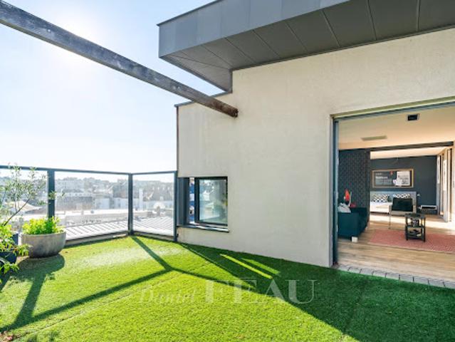 Appartement avec terrasse et piscine