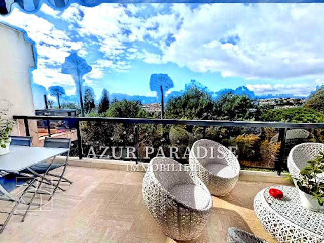 Appartement avec terrasse et piscine