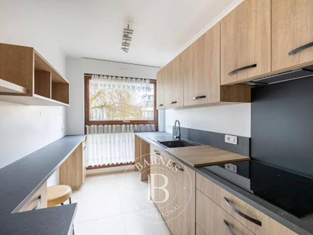 Appartement avec terrasse et piscine