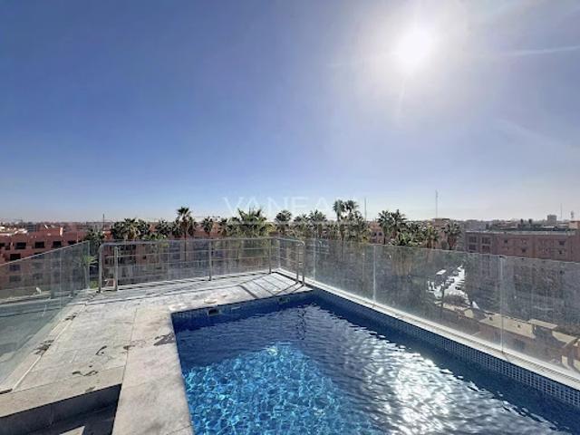 Appartement avec terrasse et piscine