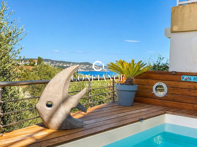 Appartement avec terrasse et piscine