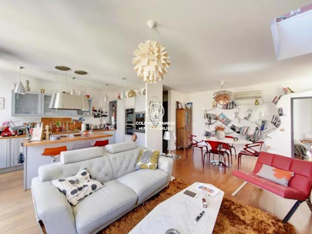 Appartement avec terrasse et piscine