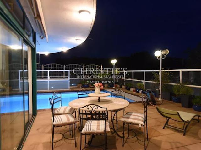 Appartement avec terrasse et piscine