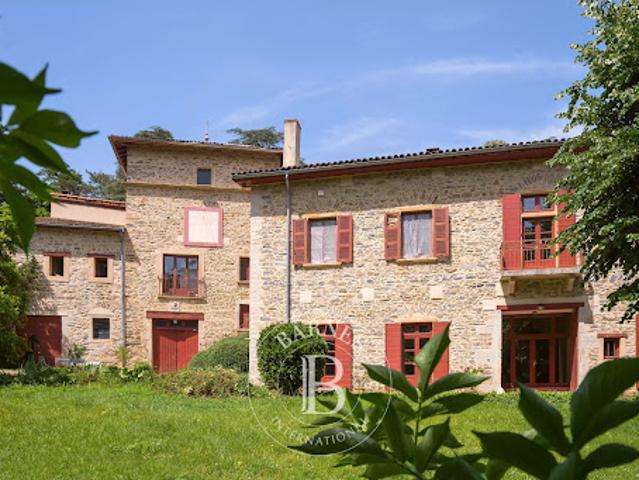 Appartement avec terrasse et piscine