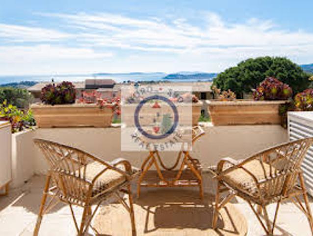 Appartement avec Terrasse et Piscine