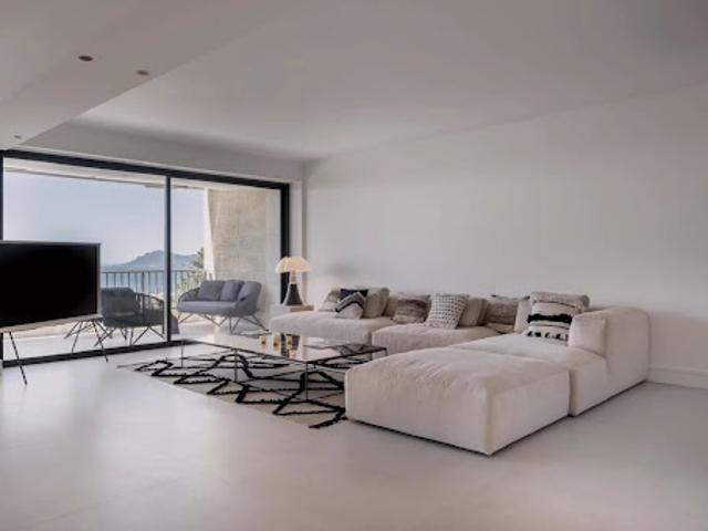 Appartement avec terrasse et piscine