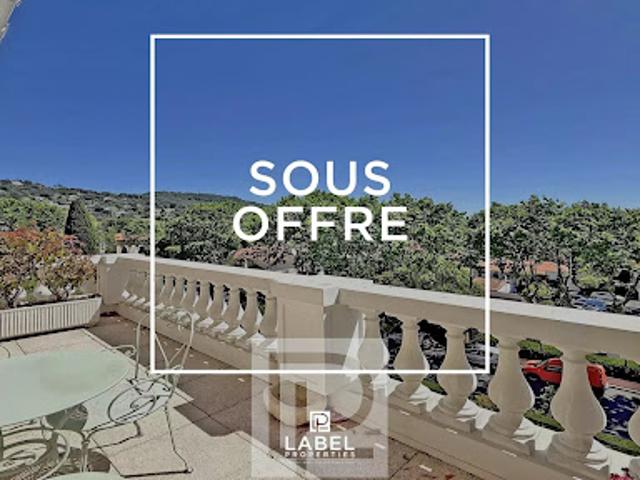 Appartement avec terrasse et piscine