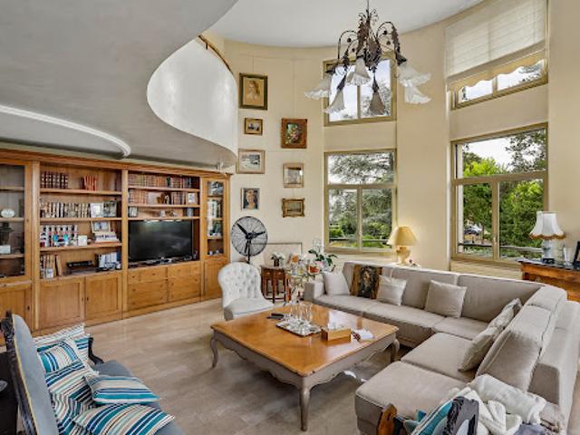 Appartement avec terrasse et piscine