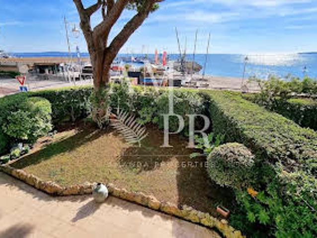 Appartement avec Terrasse en Bord de mer