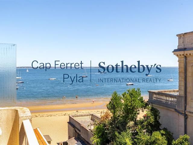 Appartement avec terrasse en bord de mer