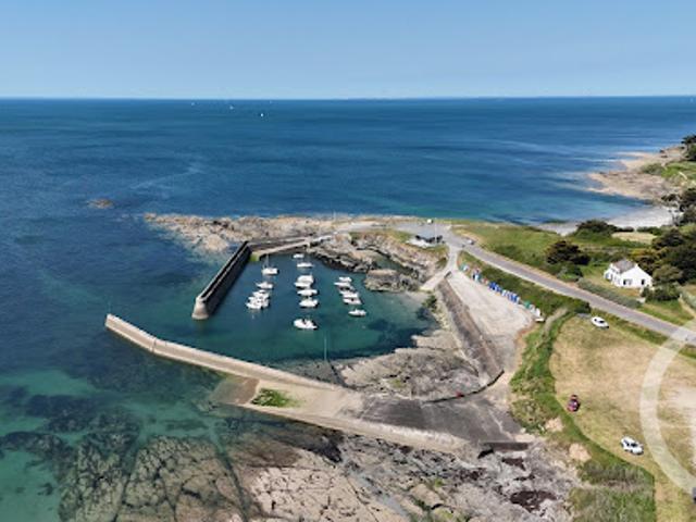 Appartement avec terrasse en bord de mer