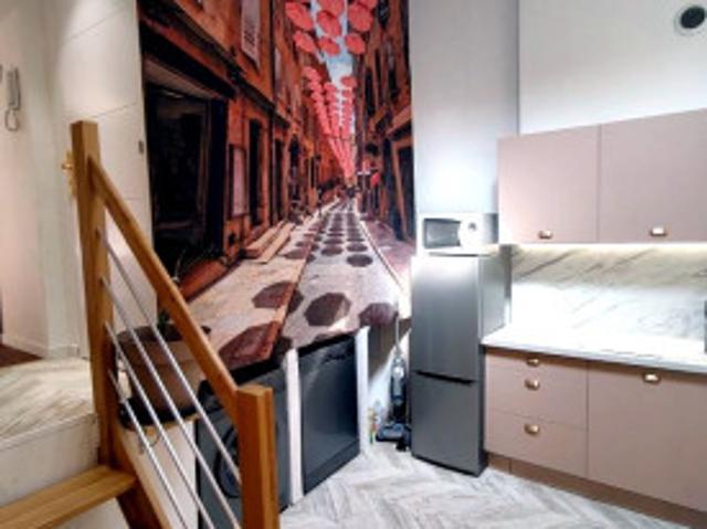 Appartement avec terrasse proche Campus et Fénelon