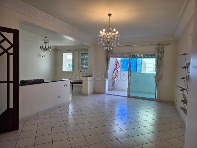 Appartement avec terrasse quartier des Hôpitaux