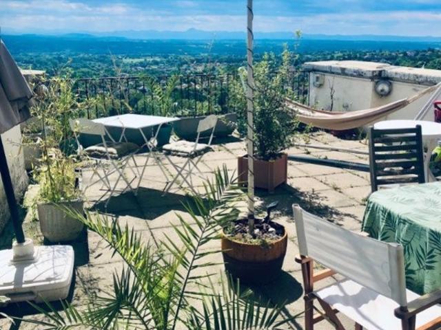 Appartement avec terrasse THIERS 63