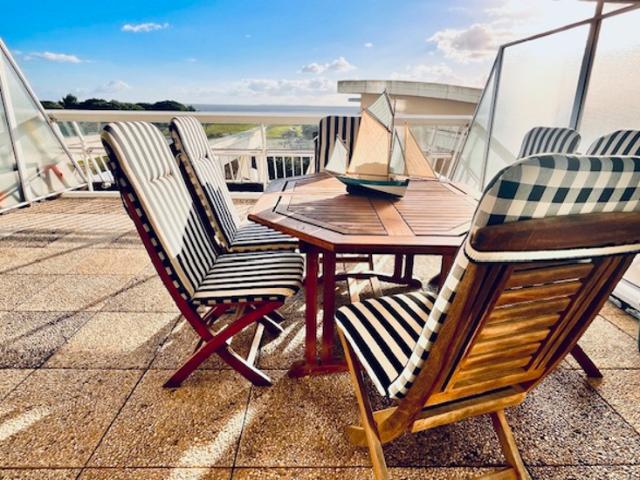 Appartement avec terrasse vue mer