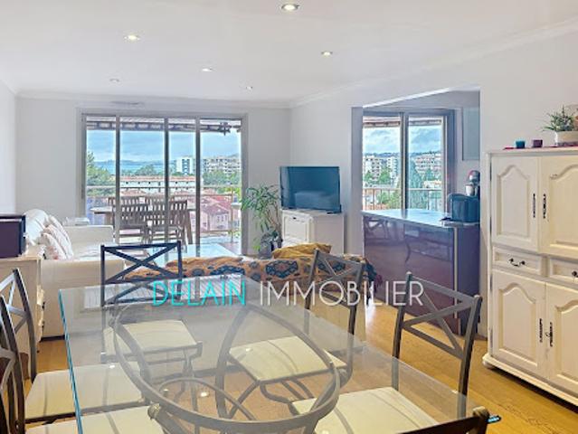 Appartement avec terrasse