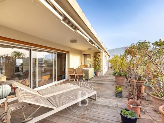 Appartement avec terrasse