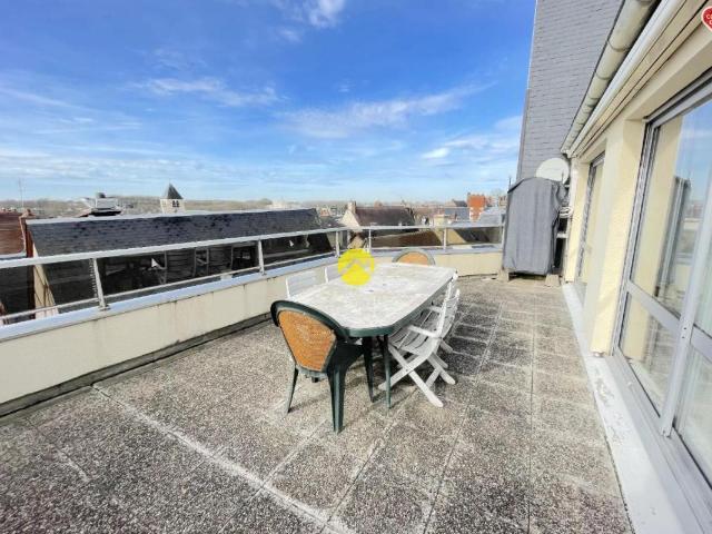 APPARTEMENT AVEC TERRASSE