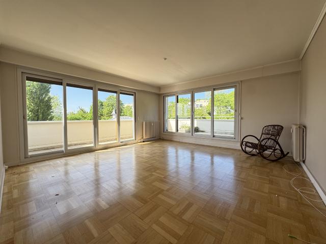 Appartement avec terrasse 2 pièces 65,33 m2 LE PECQ
