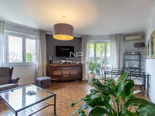 Appartement avec terrasse