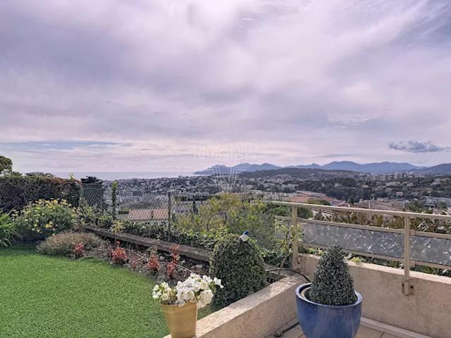 Appartement avec terrasse