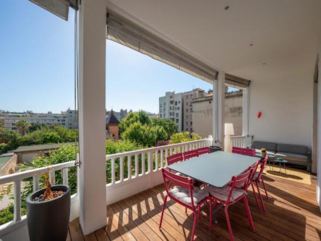 Appartement avec terrasse